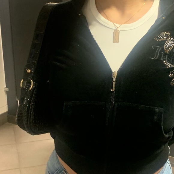 Juicy couture black hoodie size medium (fits like a small though) - Picture 6 of 6